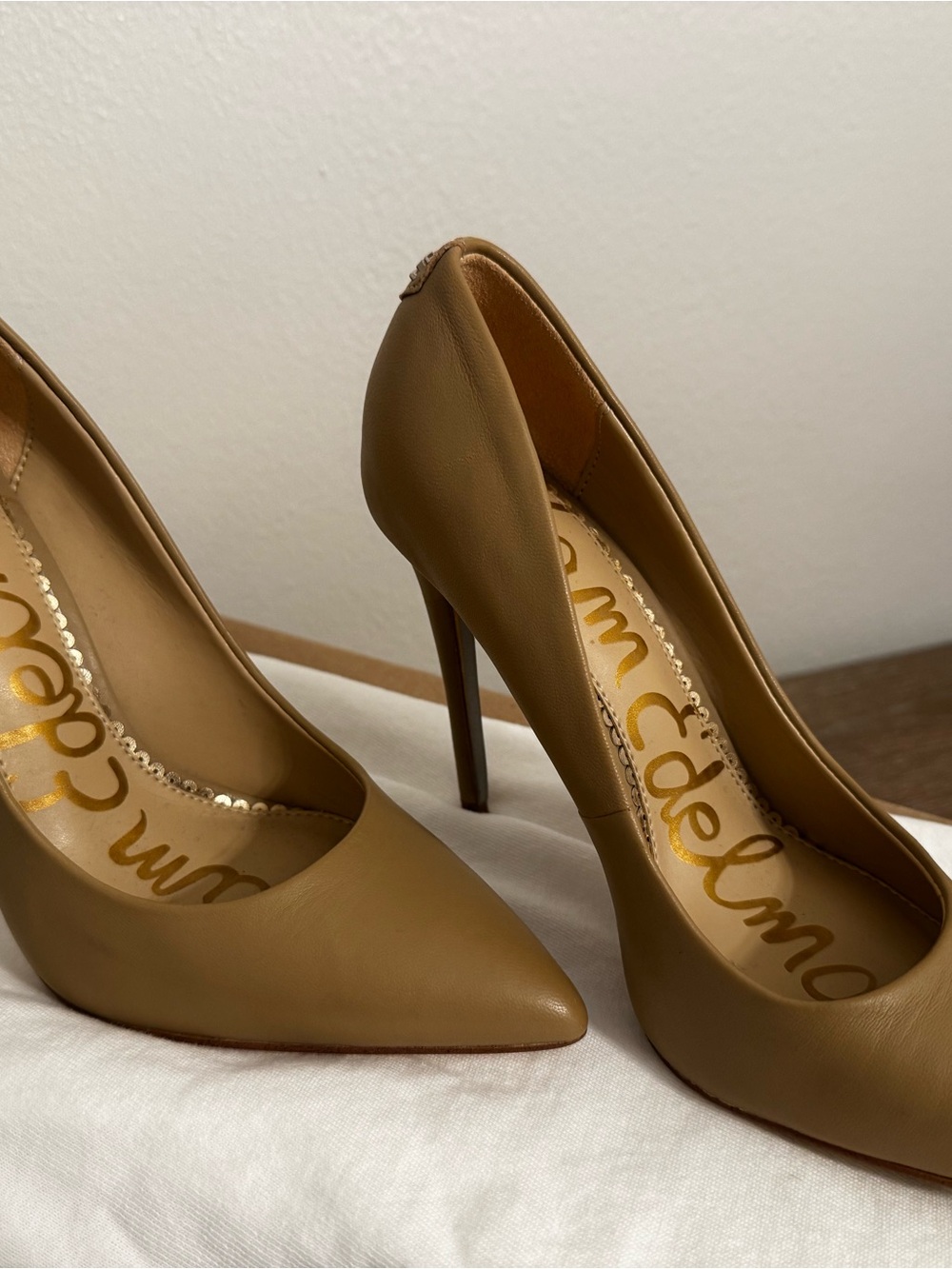 Sam Edelman Camel/Tan Pointed Leather Stiletto Pumps